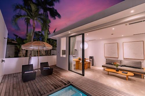 Berawa Villa | Secluded 1BR Pool Villa with Ricefield View in Berawa, 5mins Ride to Beach
