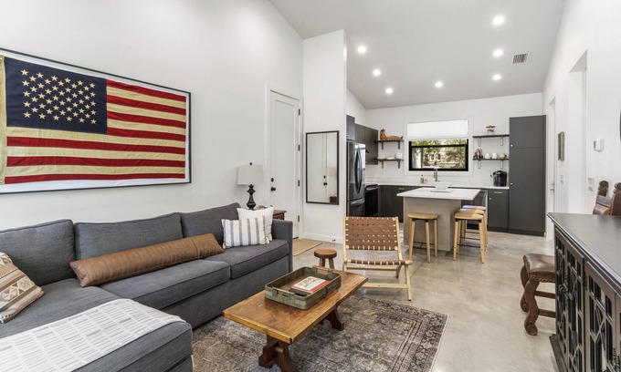 The Meadows Casa | Secluded Cottage with Hot Tub, Walking Distance to Benderson and UTC.