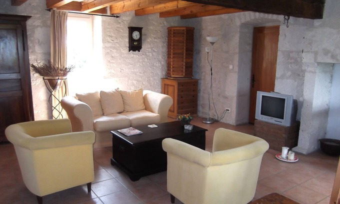 Bouloc Casa | Casa de campo aislada cerca de Lauzerte para 4 personas con piscina privada