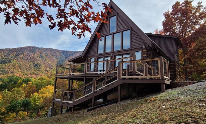 Gatlinburg - Pigeon Forge Cabina | Vistas panorámicas en Southern Drawl Cabin por Pigeon Forge, Privacidad, WiFi, Romántico