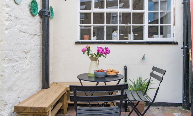 Deal Casa | Secluded gem in Deal, just seconds from the sea