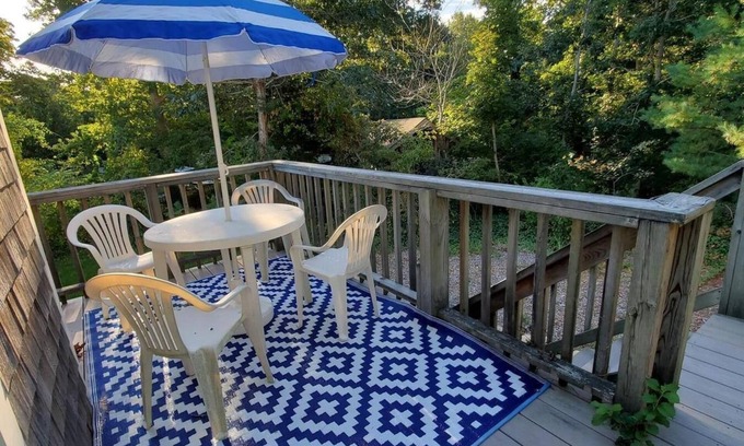 Brewster Apartamento | Secluded Hideaway Sleeps 4 Monthly $5000.