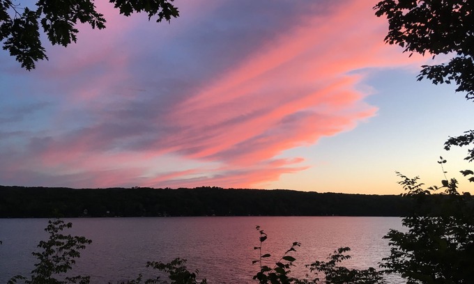 Skaneateles Casa | Secluded house on Skaneateles Lake with long lakefront