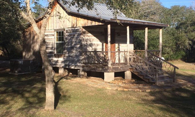 La Grange Cabina | Cabaña aislada para dos en La Grange TX