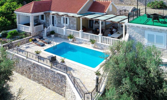 Orebic Villa | Secluded luxury Villa with sea view and pool