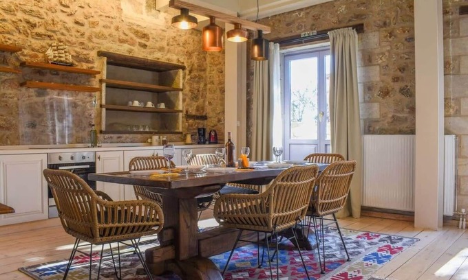 Dimitsana Casa | Villa de piedra Theonimfi en el paraíso de montaña