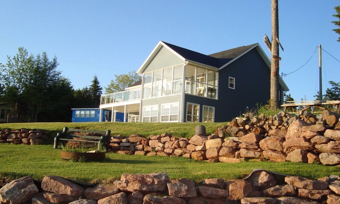 O'Leary Casa | ¡Casa de playa frente al mar aislada con mucho espacio para jugar y relajarse!