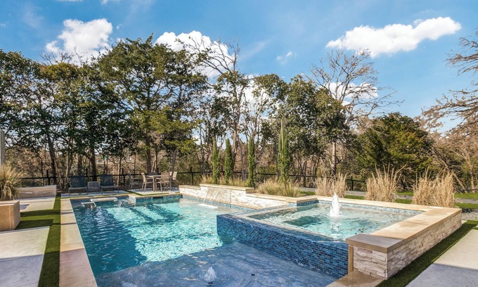 Lochwood Villa | Secluded Private Retreat with Luxurious Pool & Spa