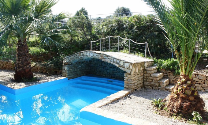 Dorida Villa | Trizonia House - villa de lujo de ensueño con vista al mar y piscina privada
