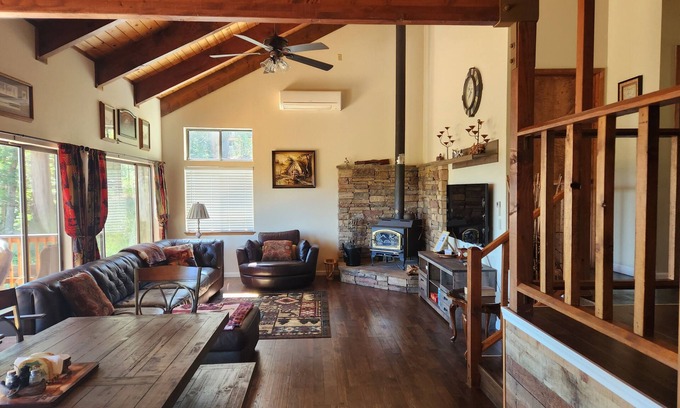 Twain Harte Casa | Secluded Woodland Escape with Panoramic Views