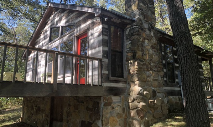 Marshall Cabina | Secluded yet within minutes of all your favorite outdoor activities!!