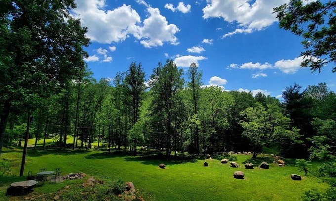 Stanardsville Casa | Secluded Zen River Retreat