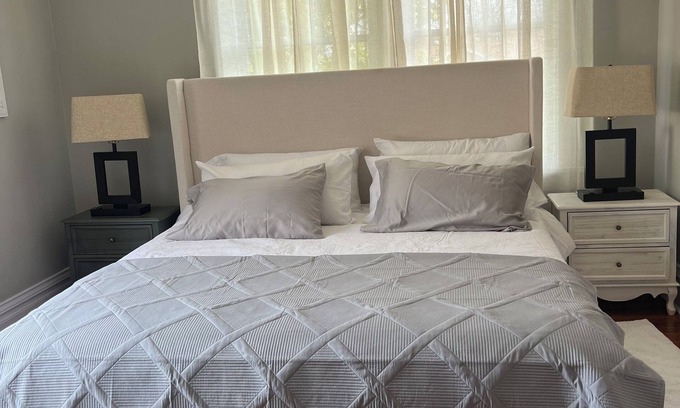 High Point Apartamento | Second-floor charming 2-bedroom apartment in High Point