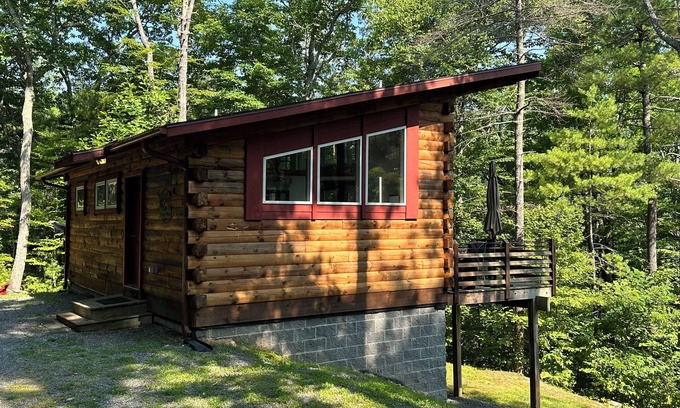 Stanardsville Cabina | Second Wind | 0 Bed, 1 Bath