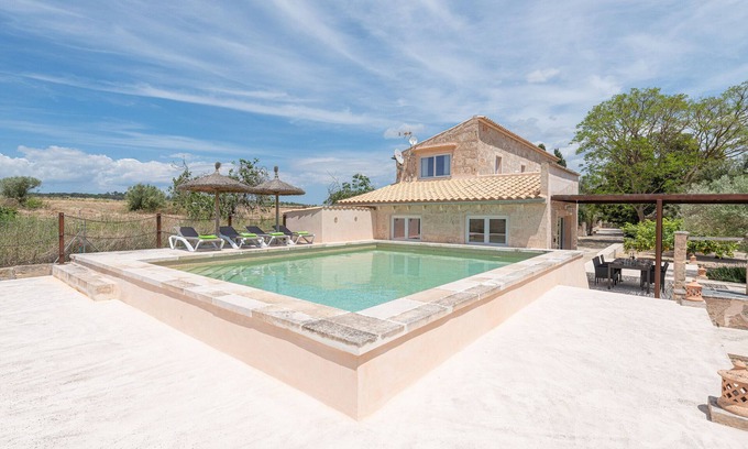 Montuiri Villa | SECRETARI - Finca rústica con piscina privada y Wifi gratis
