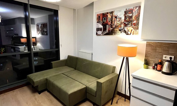 Atasehir Apartamento | Secure residence with high speed internet 2+1