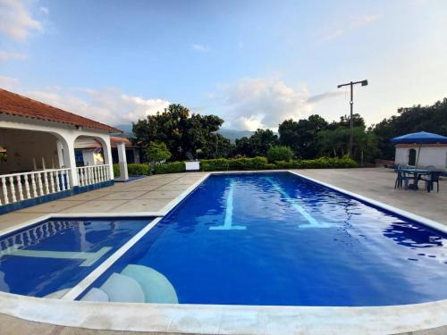 Tena Hotel | SEDE CAMPESTRE PEÑA NEGRA
