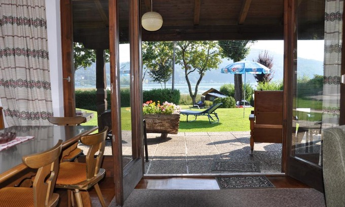 Krumpendorf am Woerther See Casa | Seebungalows Wedenig direkt am See