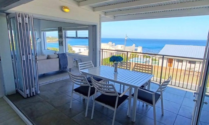 De Kelders Villa | Seegeluk, magnificent beach house in De Kelders