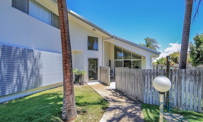 Woodgate Casa | Seeking Tranquility? This Ocean Front Unit is Very Private