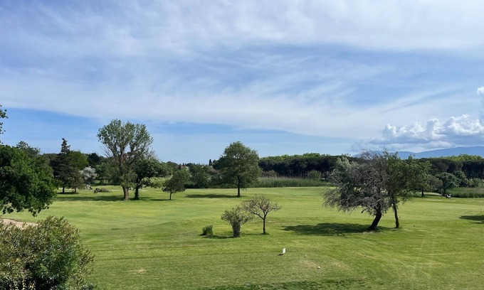 Saint-Cyprien Apartamento | Seemingly cosy, close to the beach and in the heart of the golf course