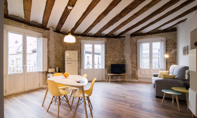 Zaragoza Old Town Apartamento | SEGUNDO C - 2 C - APARTAMENTOS ALMADA - Plaza del Pilar