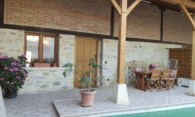 Narvaja Cabaña | Casa rural (alquiler íntegro) Lecea y Alianzas para 5 personas