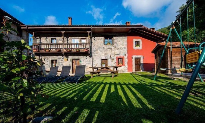 Oseja de Sajambre Cabaña | Casa rural (alquiler íntegro) El Encanto del Valleval Casa El Pinto (4 personas)