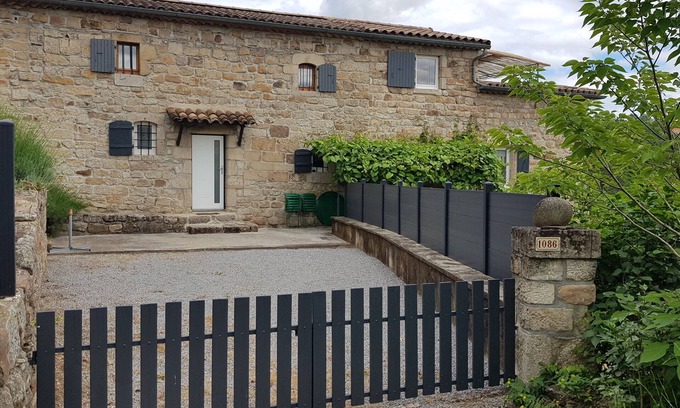 Les Assions Otro | Self catering accomodation Ardèche méridionale Les Vans CAPACITE maxi 4/ 5 persons