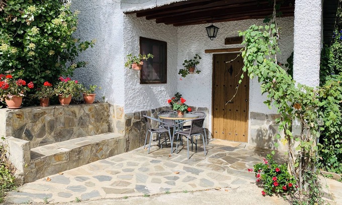 Nevada Cabaña | Casa Rural con jacuzzy en las Alpujarras Granadinas
