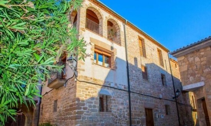 Oliola Cabaña | Casa rural (alquiler íntegro) Ca la Cecilia para 10 personas