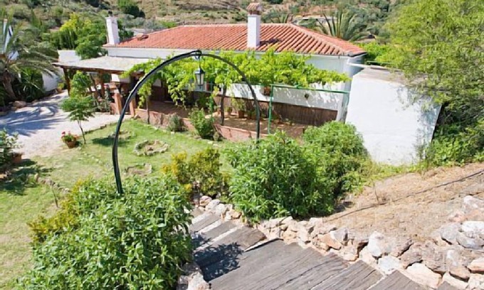 Alora Cabaña | Casa rural (alquiler íntegro) capacidad máxima para 10 personas