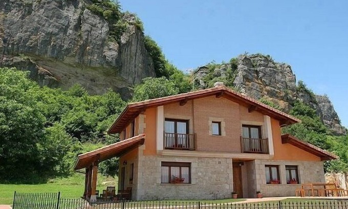 Sabando Cabaña | Casa rural (alquiler íntegro) El Manzanal para 8 personas
