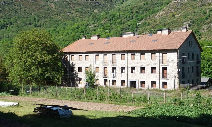 Zaldierna Cabaña | Casa rural (alquiler íntegro) El Rincon de Azarrulla ideal para 4 personas