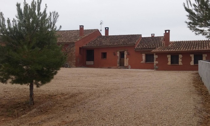 Torrelles de Foix Cabaña | Casa rural (alquiler íntegro) Can Cruset Agroturisme para 16 personas