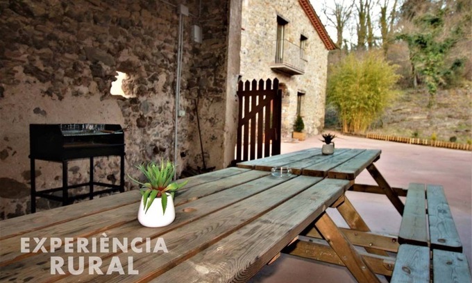 Les Preses Cabaña | Fantástica casa rural muy bien comunicada con capacidad para 14 personas