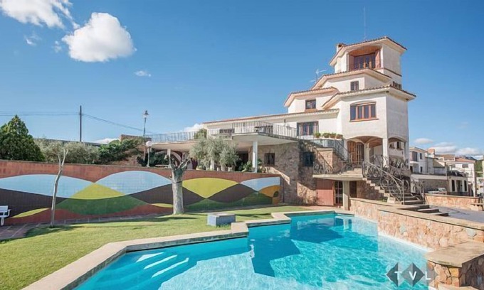Riudecanyes Cabaña | Villa rural (alquiler íntegro) La Guaita para 16 personas