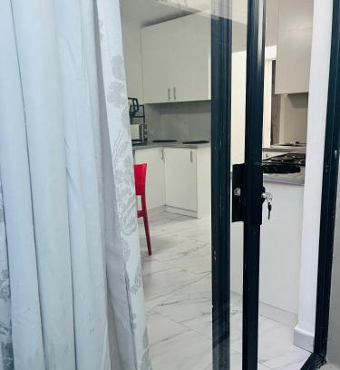 Bloubergstrand Apartamento | Self catering one bedroom cottage