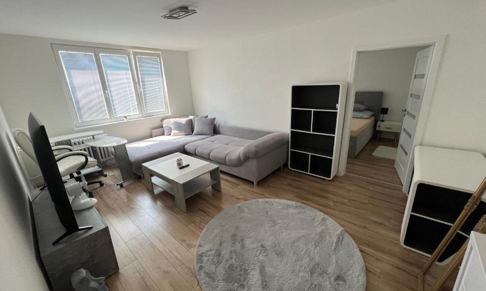 Nitra Apartamento | -Self-check- brand new apartment White-Diamond