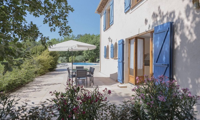Flassans-sur-Issole Apartamento | Self-contained 2-bedroom apartment in beautiful Provencal villa