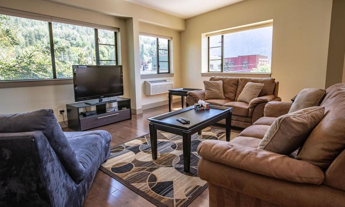 Revelstoke Apartamento | Selkirk Snug by Revelstoke Vacations