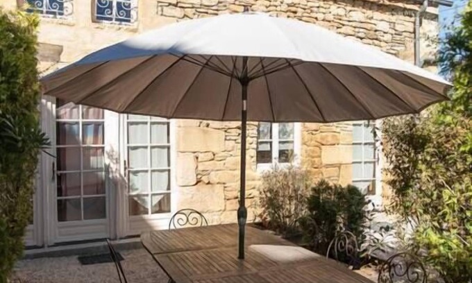 Sainte-Mondane Casa | Gite adjoining Beynac property
