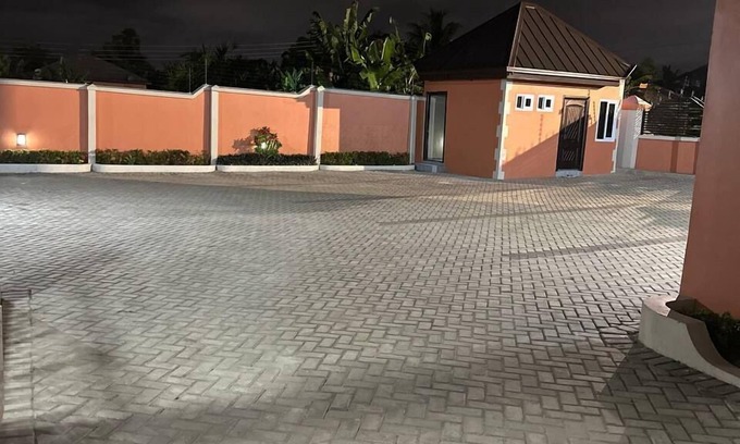 Koforidua Hotel | Senalli Hotel
