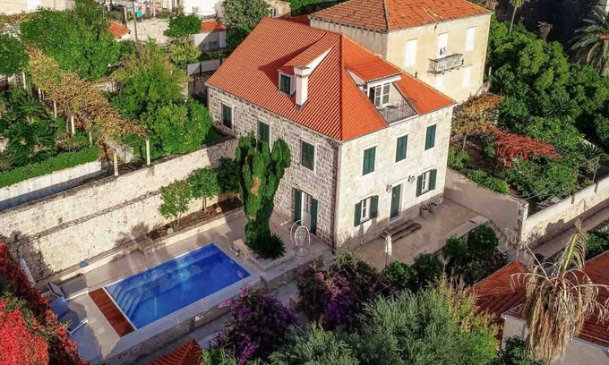 Pile Villa | Sensational Dubrovnik Villa | Villa Filia | 6 Bedrooms | Overlooking Dubrovnik City Walls | Old Town