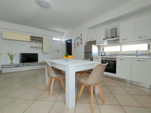 Mondragone Apartamento | Serao House, 2 piano in centro