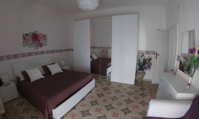 Monte Sant'Angelo Apartamento | Serenè casa con gran terraza privada.