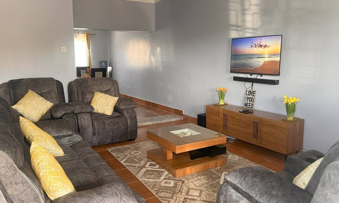 Naivasha Villa | Serene 3-bedroom Villa in Lakeview estate, Naivasha-with views of Lake Naivasha.
