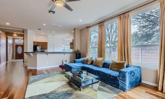 Stone Canyon Casa | Serene 3BR Scandinavian Retreat in Prime Locale