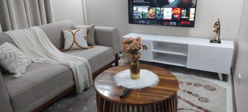 Dar es Salaam Apartamento | Serene BnB - Apt 06 Makongo after Mlimani City