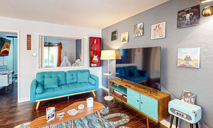 Indio Condominio | Serene Condo with pool, duck ponds and washer/dryer